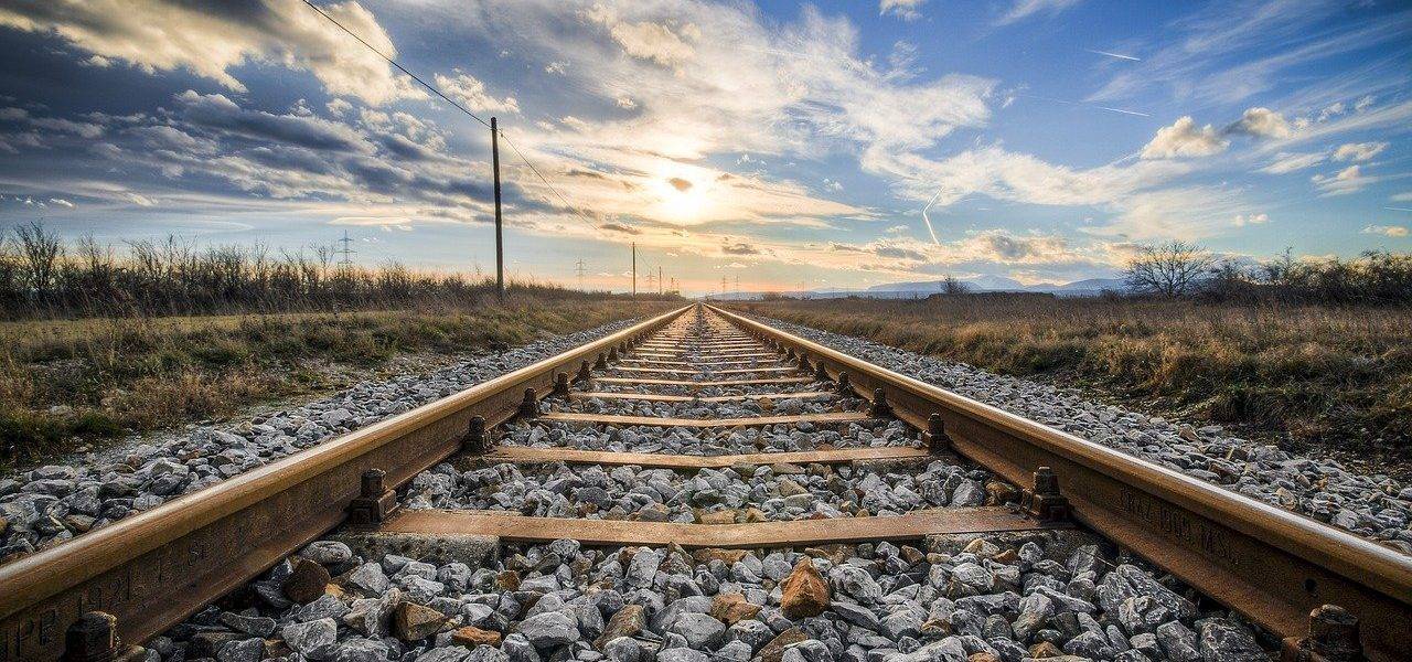 Gleise Rails Train Rust  - Fotoworkshop4You / Pixabay